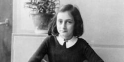 Investigação teria revelado nome de delator do esconderijo de Anne Frank aos nazistas